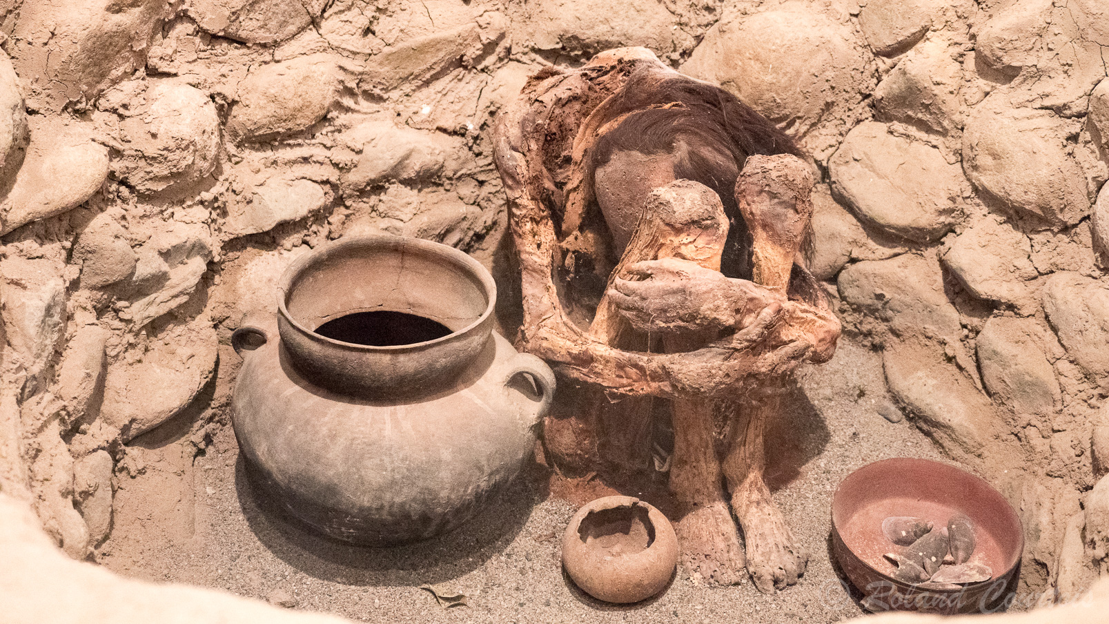 Musée Antonini de Nazca expose lici le contenu d'une tombe de Chauchilla
