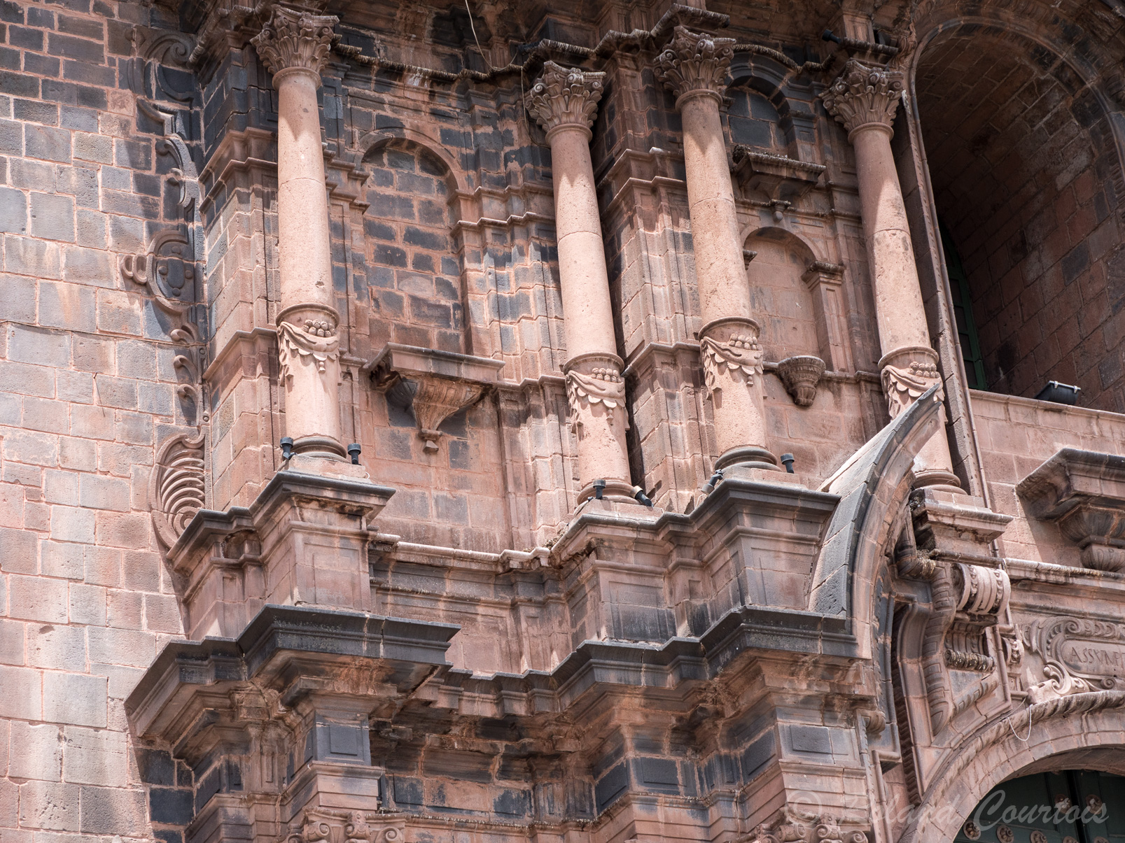 La façade renaissance de la cathédrale de Cuzco.