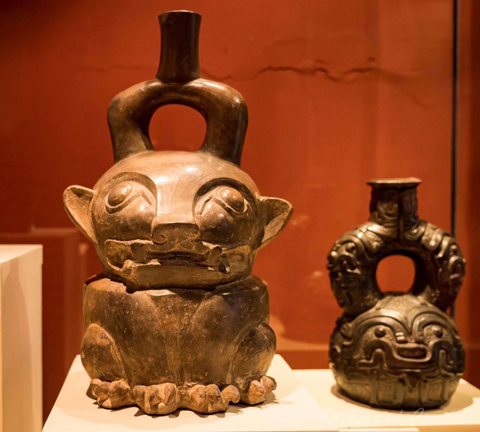 Musée Archéologique du Pérou, Belles céramiques mochicas.